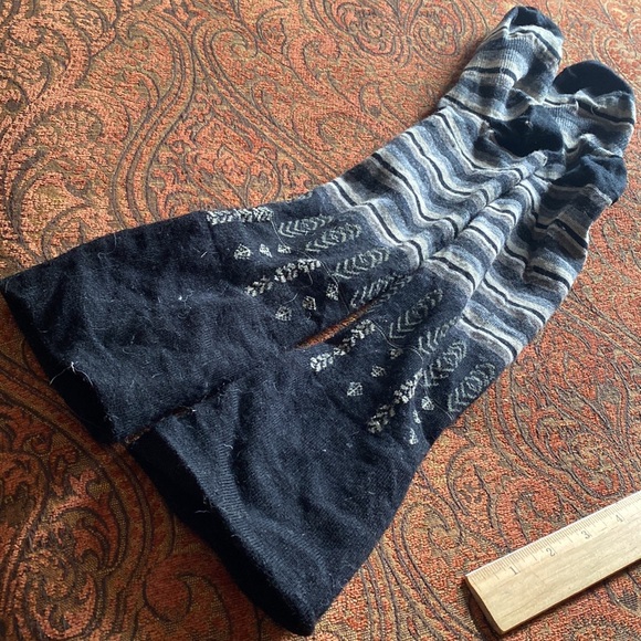 Smartwool socks merino wool gorgeous stocking over the calf black gray print Med - Picture 4 of 9